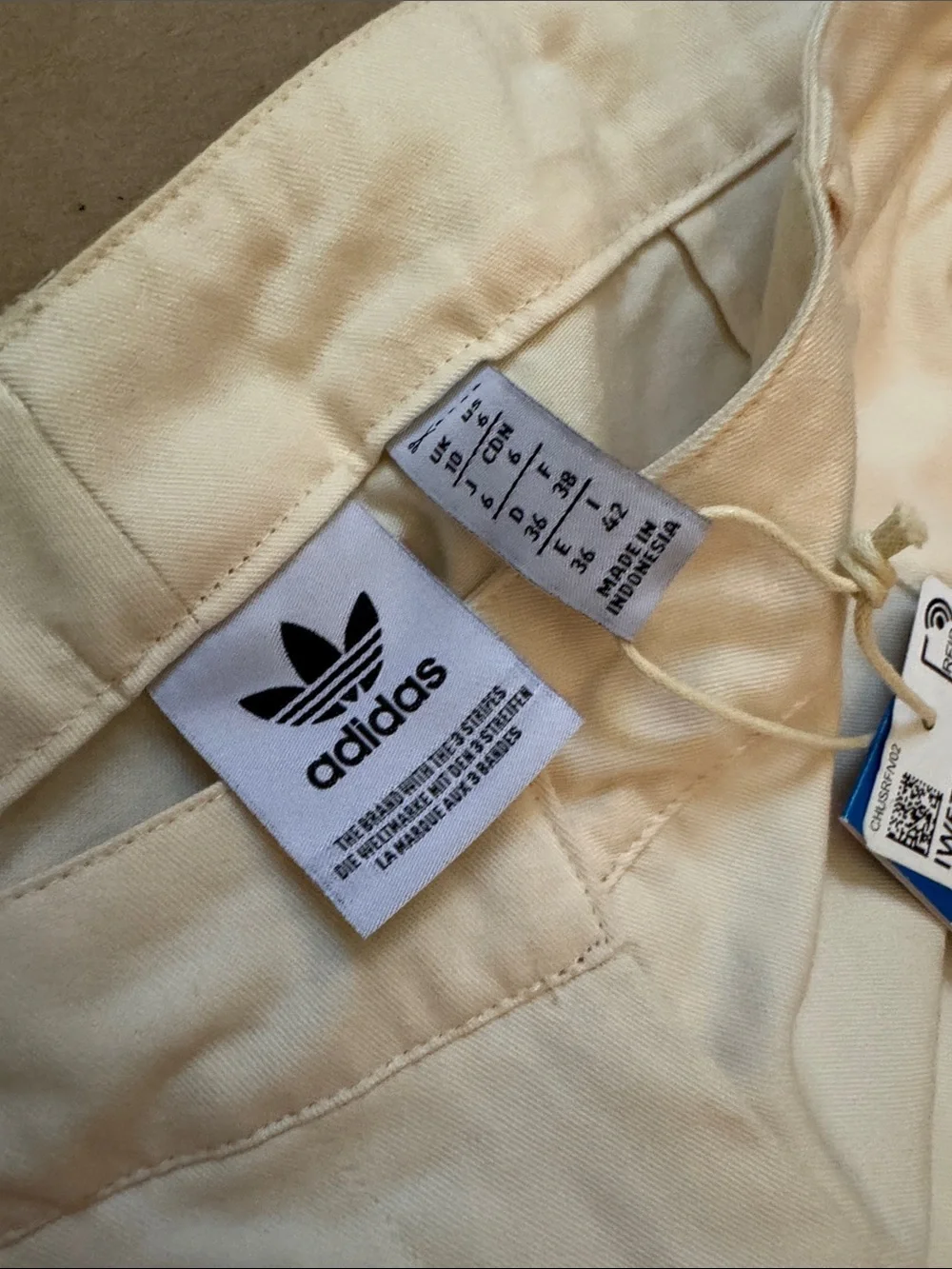 adidas Originals Cream Boot Cut Pants - Picture 3 of 5